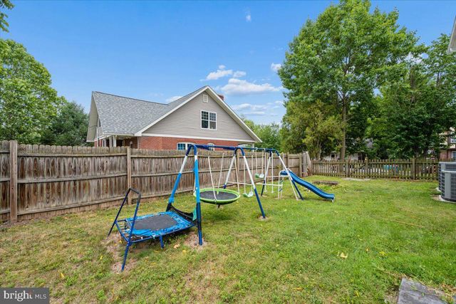 901 DEWEY AVE, Hagerstown, MD 21742