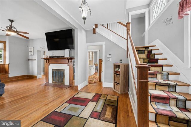 901 DEWEY AVE, Hagerstown, MD 21742