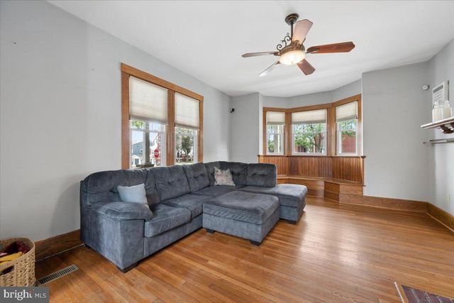 901 DEWEY AVE, Hagerstown, MD 21742