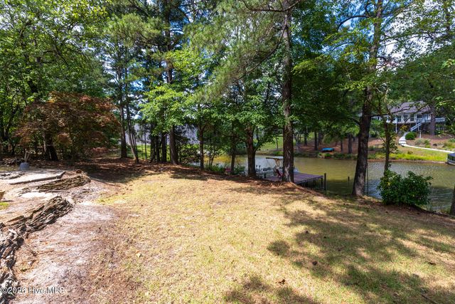 142 Overlook Drive, West End, NC 27376
