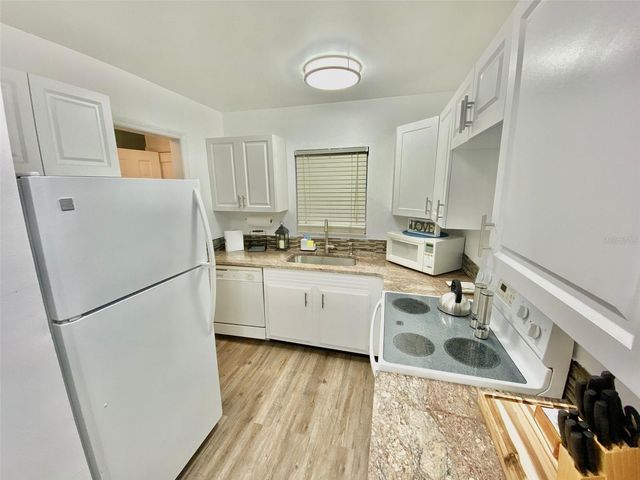 1222 VILLA LANE 136, Apopka, FL 32712