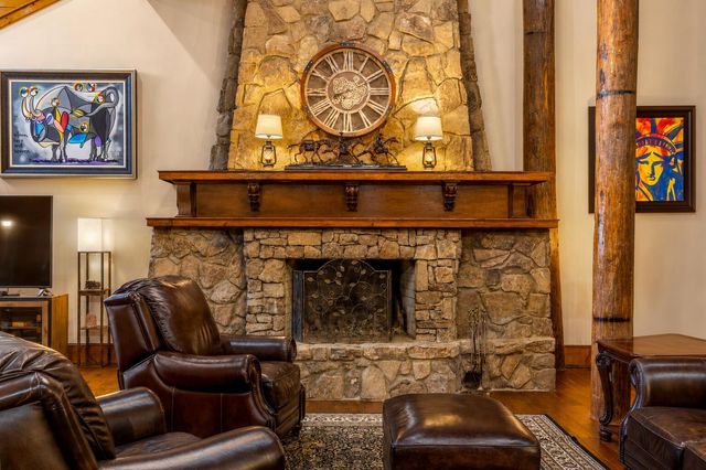 260 Lakeside Lodge Lane, Spring City, TN 37381