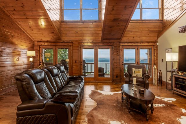 260 Lakeside Lodge Lane, Spring City, TN 37381