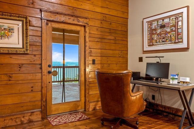 260 Lakeside Lodge Lane, Spring City, TN 37381