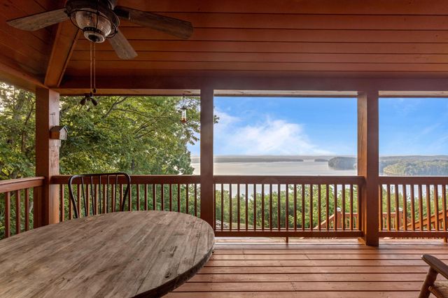 260 Lakeside Lodge Lane, Spring City, TN 37381