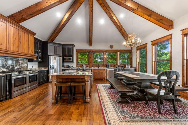 260 Lakeside Lodge Lane, Spring City, TN 37381