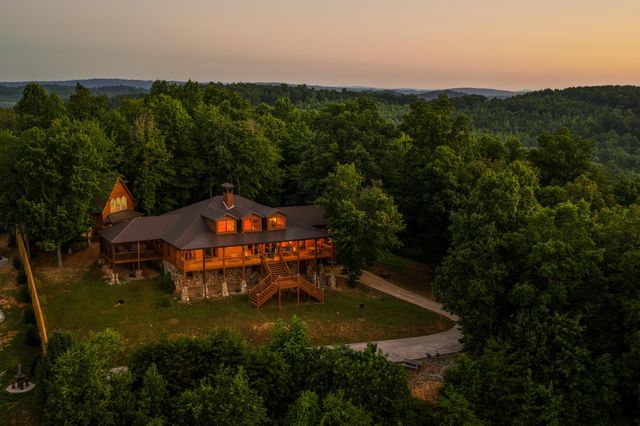 260 Lakeside Lodge Lane, Spring City, TN 37381