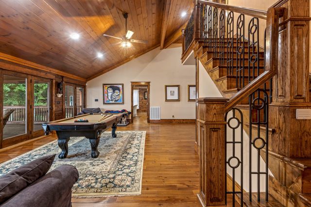 260 Lakeside Lodge Lane, Spring City, TN 37381