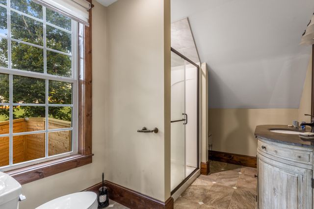 260 Lakeside Lodge Lane, Spring City, TN 37381