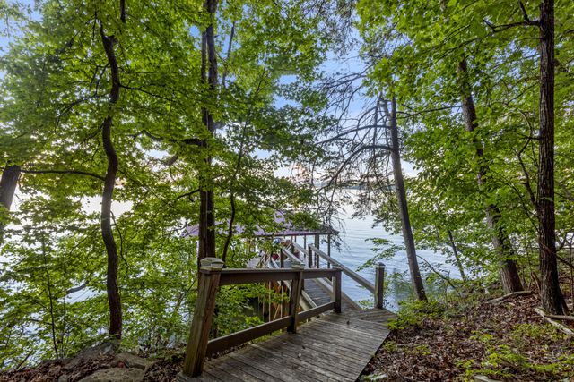 260 Lakeside Lodge Lane, Spring City, TN 37381