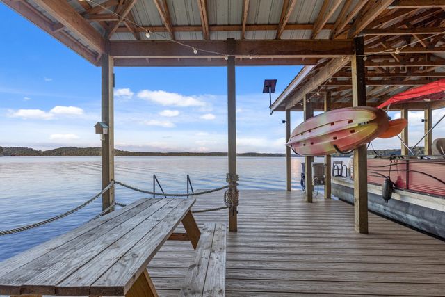 260 Lakeside Lodge Lane, Spring City, TN 37381
