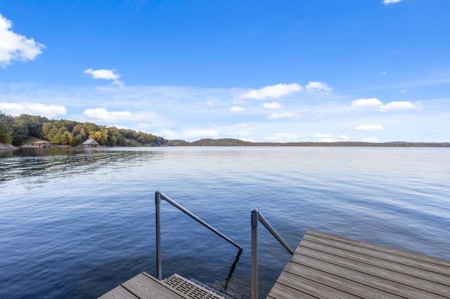 260 Lakeside Lodge Lane, Spring City, TN 37381