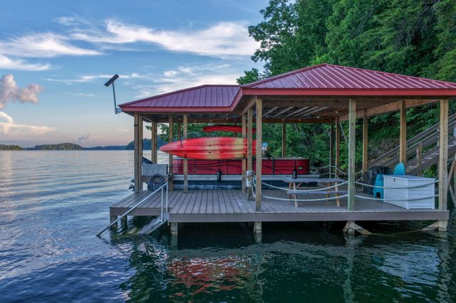 260 Lakeside Lodge Lane, Spring City, TN 37381