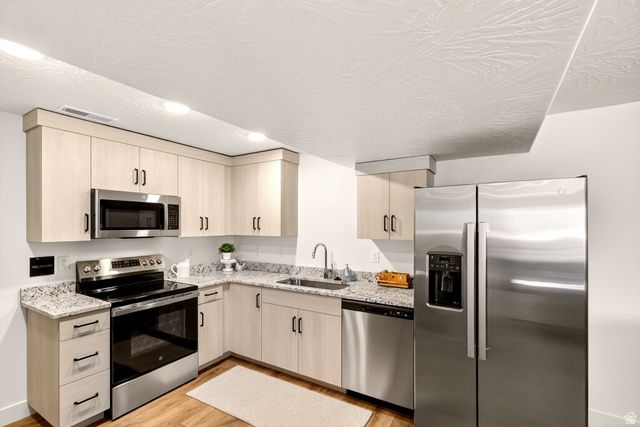 2549 W BLACK SAGE DR, Cedar City, UT 84720