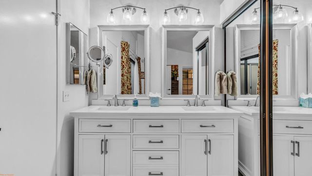 41755 Woodhaven Drive E, Palm Desert, CA 92211