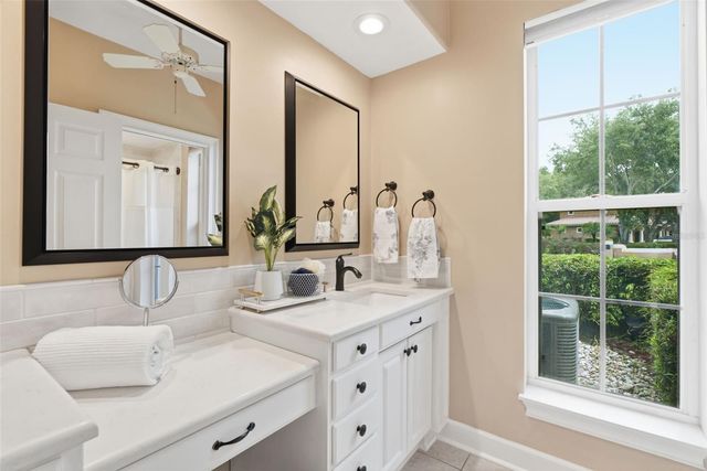 18655 AVENUE CAPRI, Lutz, FL 33558
