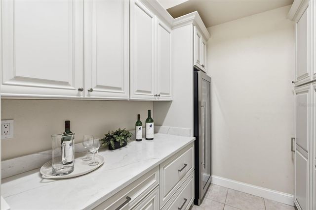 18655 AVENUE CAPRI, Lutz, FL 33558