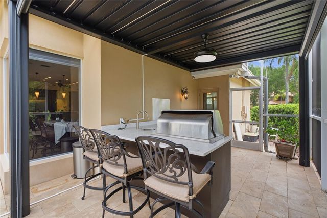 18655 AVENUE CAPRI, Lutz, FL 33558