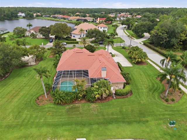 18655 AVENUE CAPRI, Lutz, FL 33558