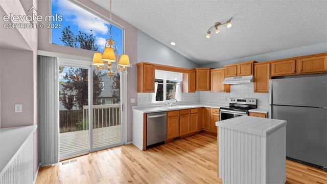 6020 Fossil Drive, Colorado Springs, CO 80923