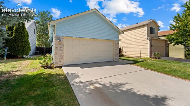 6020 Fossil Drive, Colorado Springs, CO 80923
