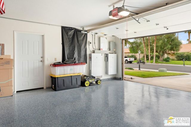 39850 Regency Way, Palm Desert, CA 92211