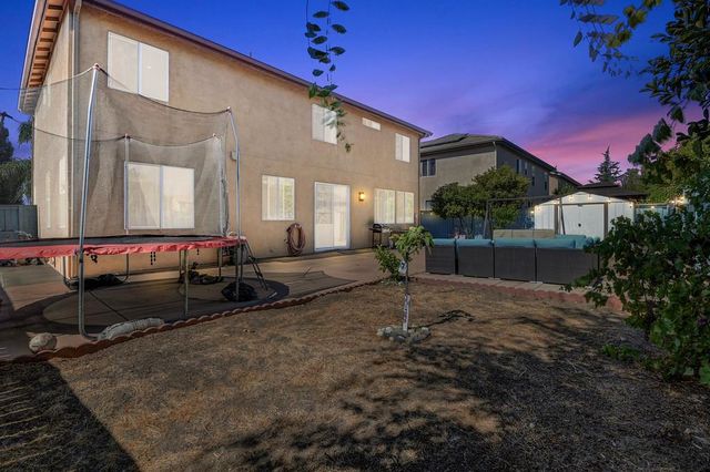 1136 Kensington Ln, Lincoln, CA 95648