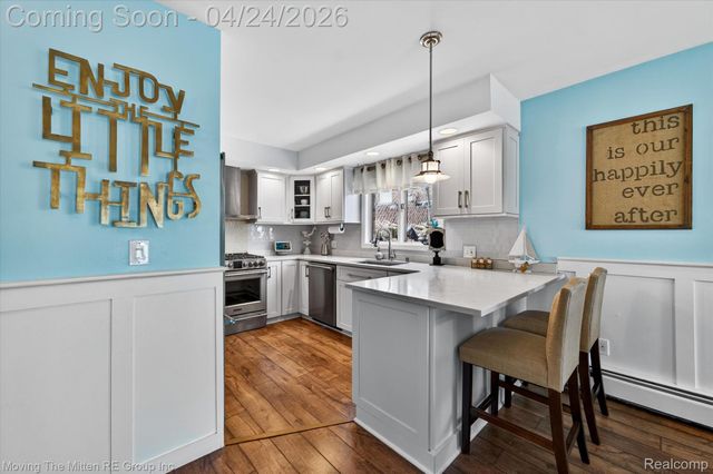 48470 Ormond Drive, Van Buren Charter Township, MI 48111