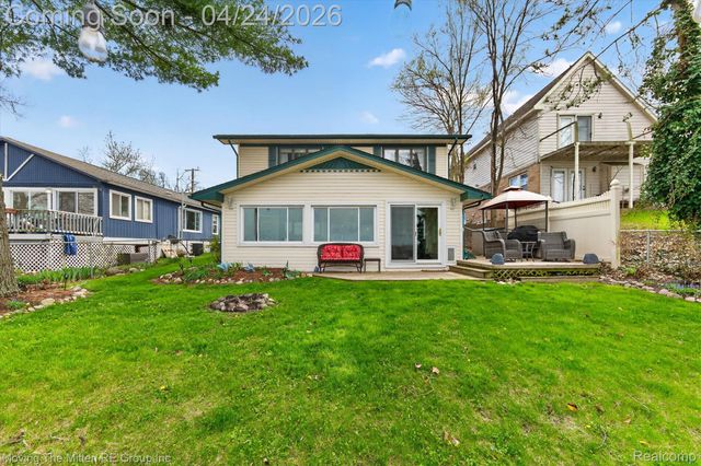 48470 Ormond Drive, Van Buren Charter Township, MI 48111
