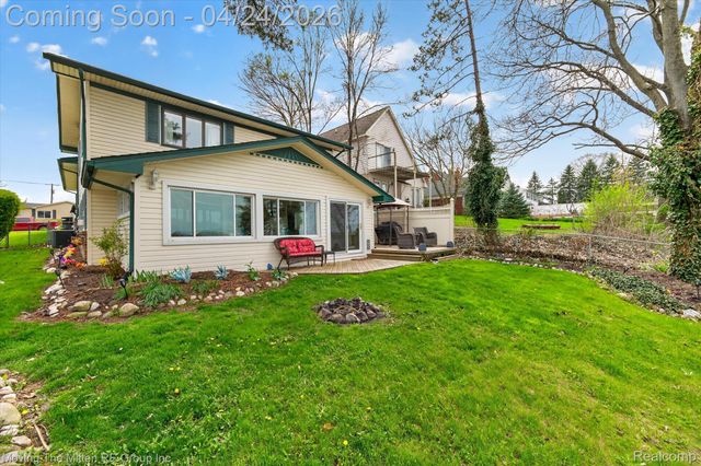 48470 Ormond Drive, Van Buren Charter Township, MI 48111