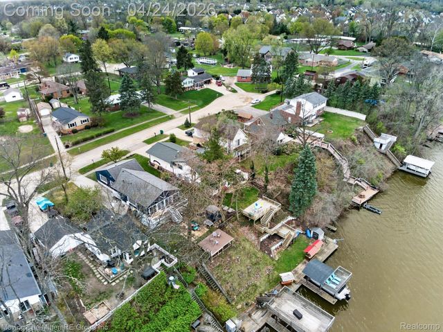 48470 Ormond Drive, Van Buren Charter Township, MI 48111