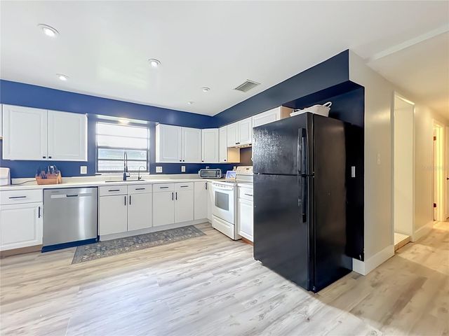 719 CHEROKEE CIRCLE, Sanford, FL 32773