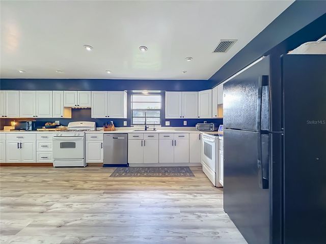 719 CHEROKEE CIRCLE, Sanford, FL 32773