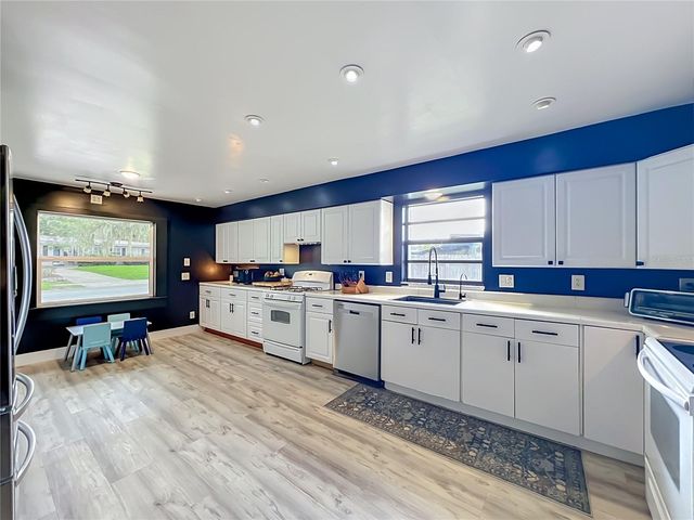 719 CHEROKEE CIRCLE, Sanford, FL 32773