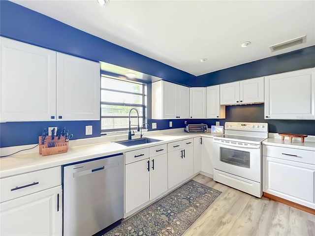 719 CHEROKEE CIRCLE, Sanford, FL 32773