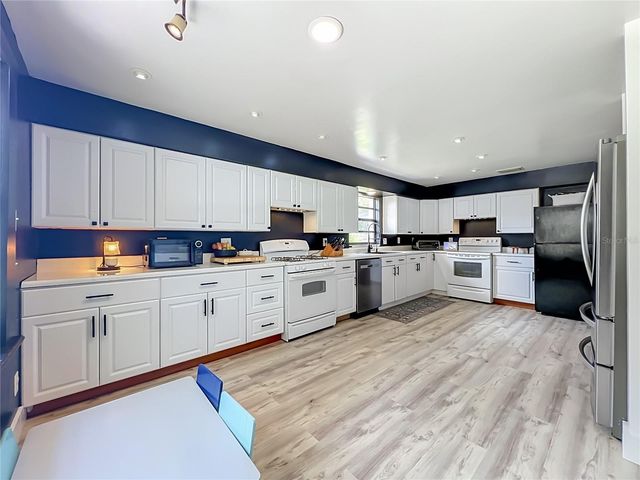 719 CHEROKEE CIRCLE, Sanford, FL 32773