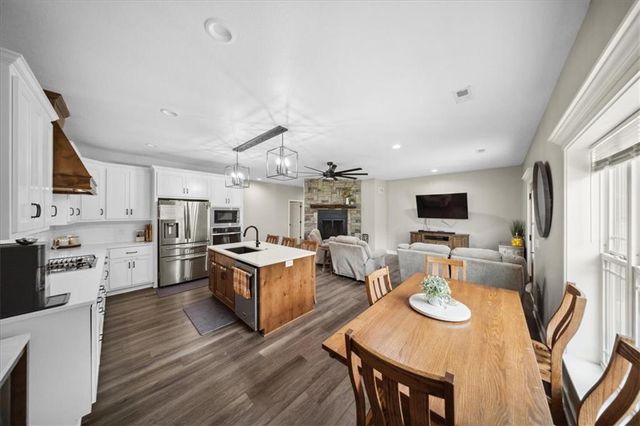 6401 SE Hamilton Road, Holt, MO 64048