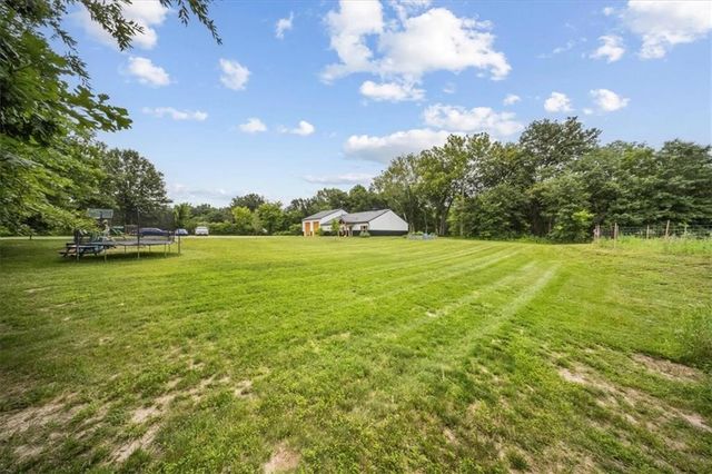 6401 SE Hamilton Road, Holt, MO 64048