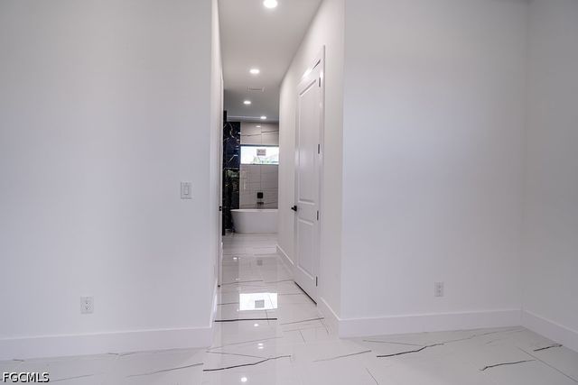 1902 NE 13th PL, Cape Coral, FL 33909