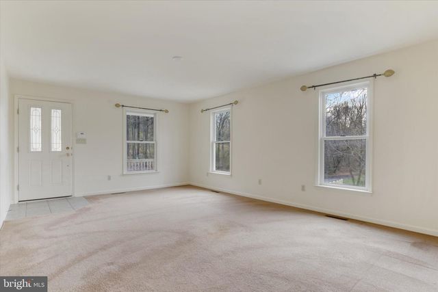 576 KELKER ST, Oberlin, PA 17113