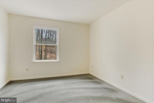 576 KELKER ST, Oberlin, PA 17113