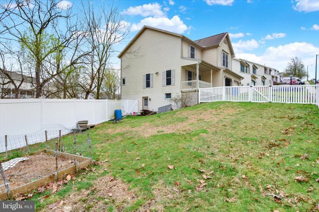 576 KELKER ST, Oberlin, PA 17113