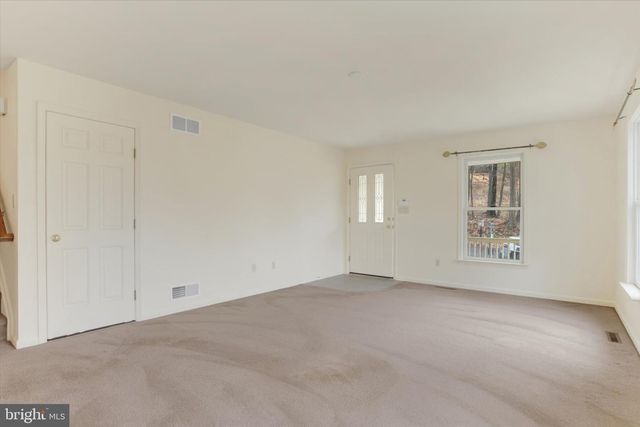 576 KELKER ST, Oberlin, PA 17113