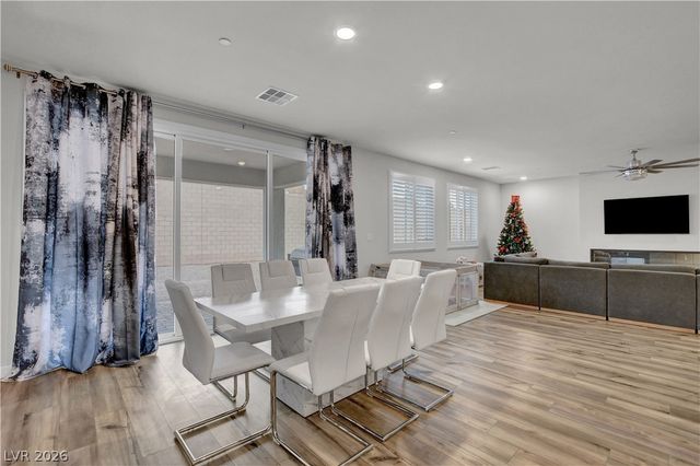 8401 Waterwood Street, Las Vegas, NV 89166