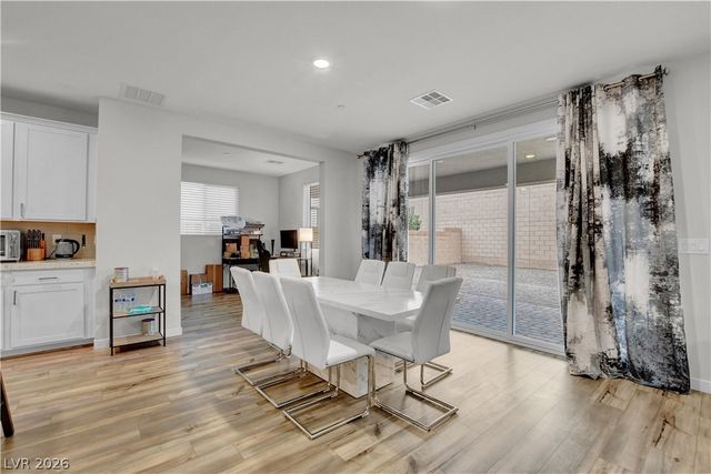8401 Waterwood Street, Las Vegas, NV 89166