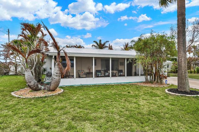 1180 NE Crescent Street, Jensen Beach, FL 34957