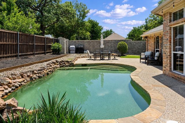 6315 Fannin Drive, Arlington, TX 76001