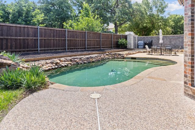 6315 Fannin Drive, Arlington, TX 76001