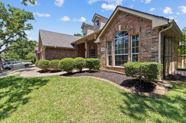 6315 Fannin Drive, Arlington, TX 76001