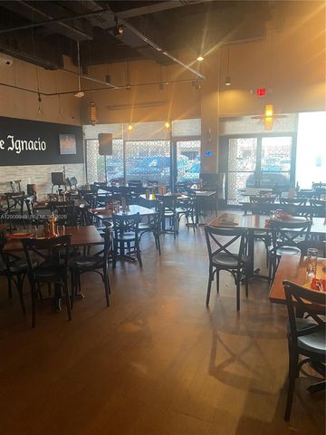 9511 S DIXIE HWY, Pinecrest, FL 33156